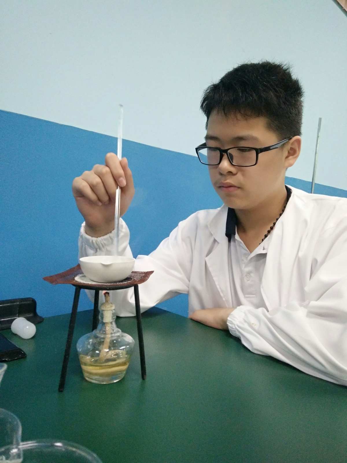熔化與凝固_熔化與凝固教學反思_熔化和凝固實驗注意事項