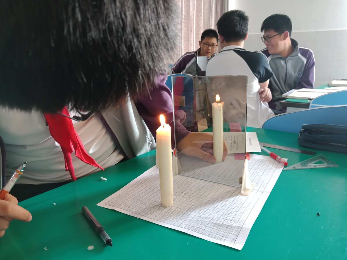 物理平面鏡成像實(shí)驗(yàn)_凸透鏡成像實(shí)驗(yàn)視頻_凸透鏡成像實(shí)驗(yàn)