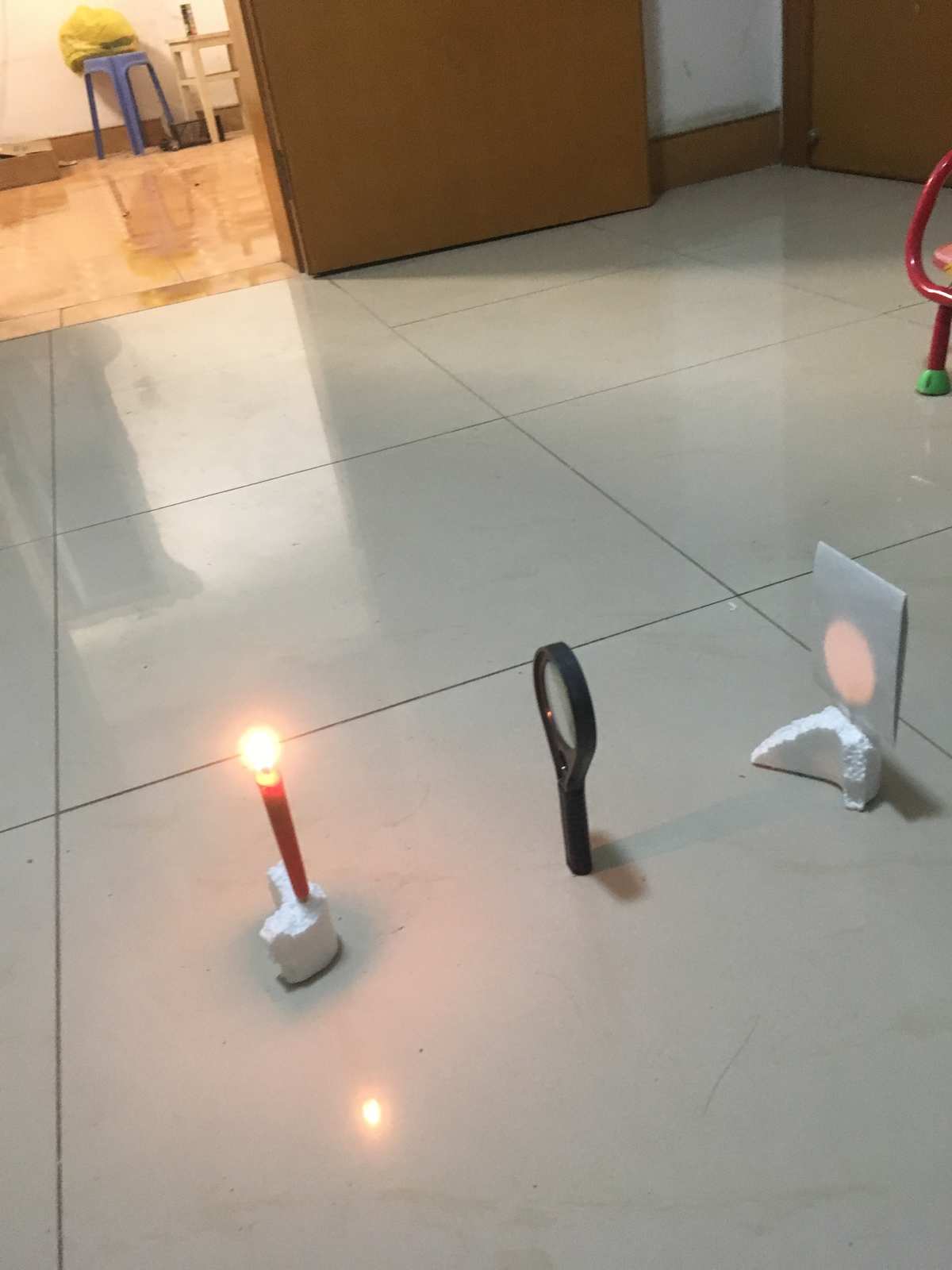 凸透鏡成像規(guī)律視頻實驗_透鏡成像規(guī)律公式_物理凸凹透鏡成像規(guī)律