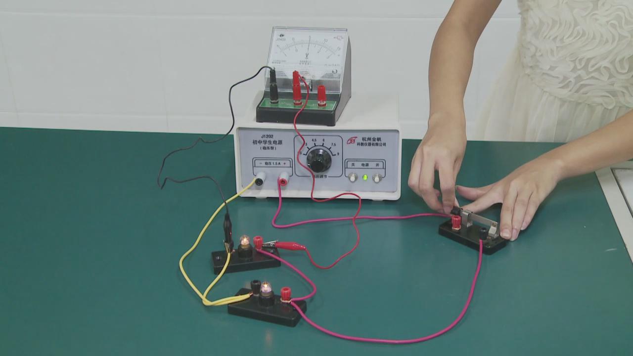 單臂電橋測(cè)量變壓器電阻視頻_高中物理微課視頻_電阻的測(cè)量物理微課視頻