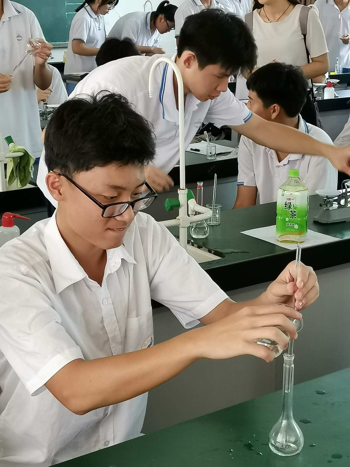 物理刻度尺的讀數(shù)題_電學(xué)物理壓軸題100題_物理讀數(shù)題 啟示
