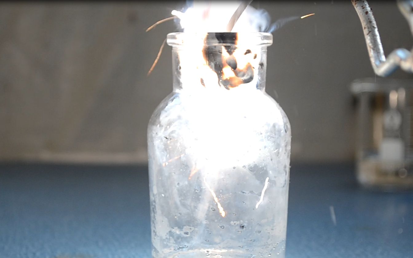 大氣壓強視頻精講_大氣的壓強視頻_大氣壓強講解視頻