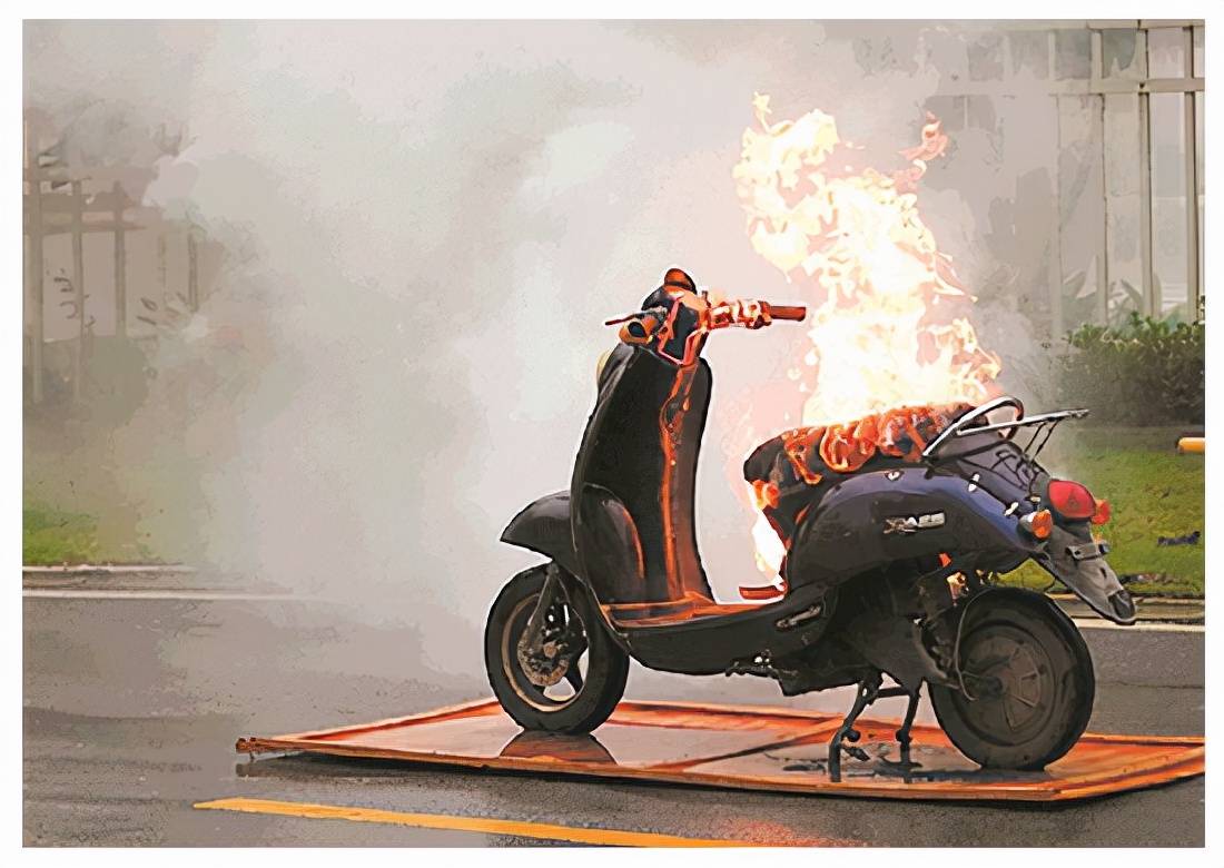 電動(dòng)車電流過(guò)大怎么辦_電動(dòng)車電流過(guò)大對(duì)車有什么影響_電動(dòng)車電流大就速度快嗎