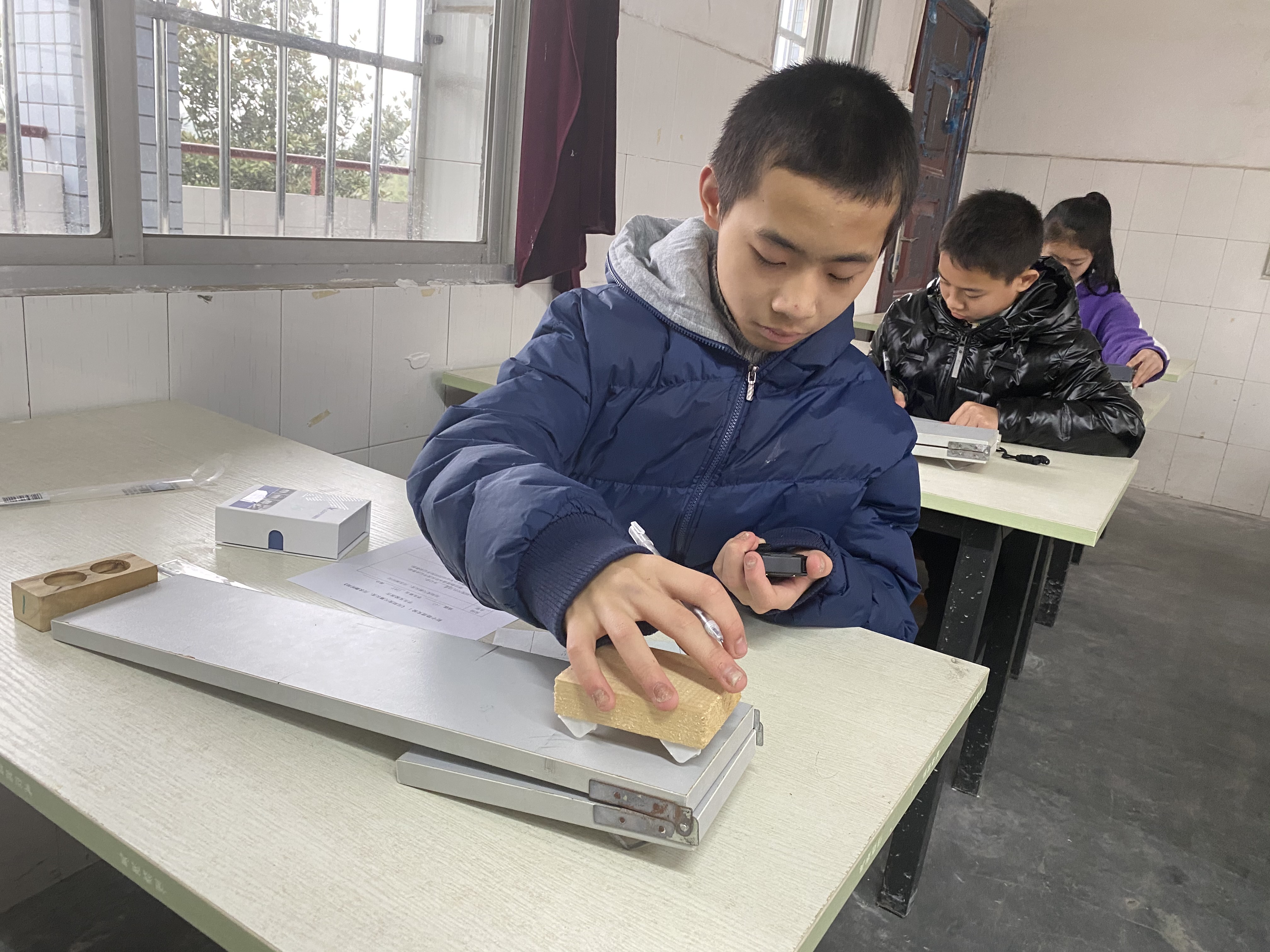 測量平均速度優秀教案_測量平均速度的教學設計_測量平均速度教材分析