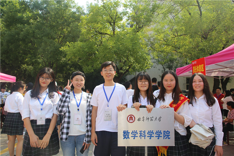 世界著名的天體物理學(xué)家的介紹_世界著名天體物理學(xué)家_天體物理學(xué)名人