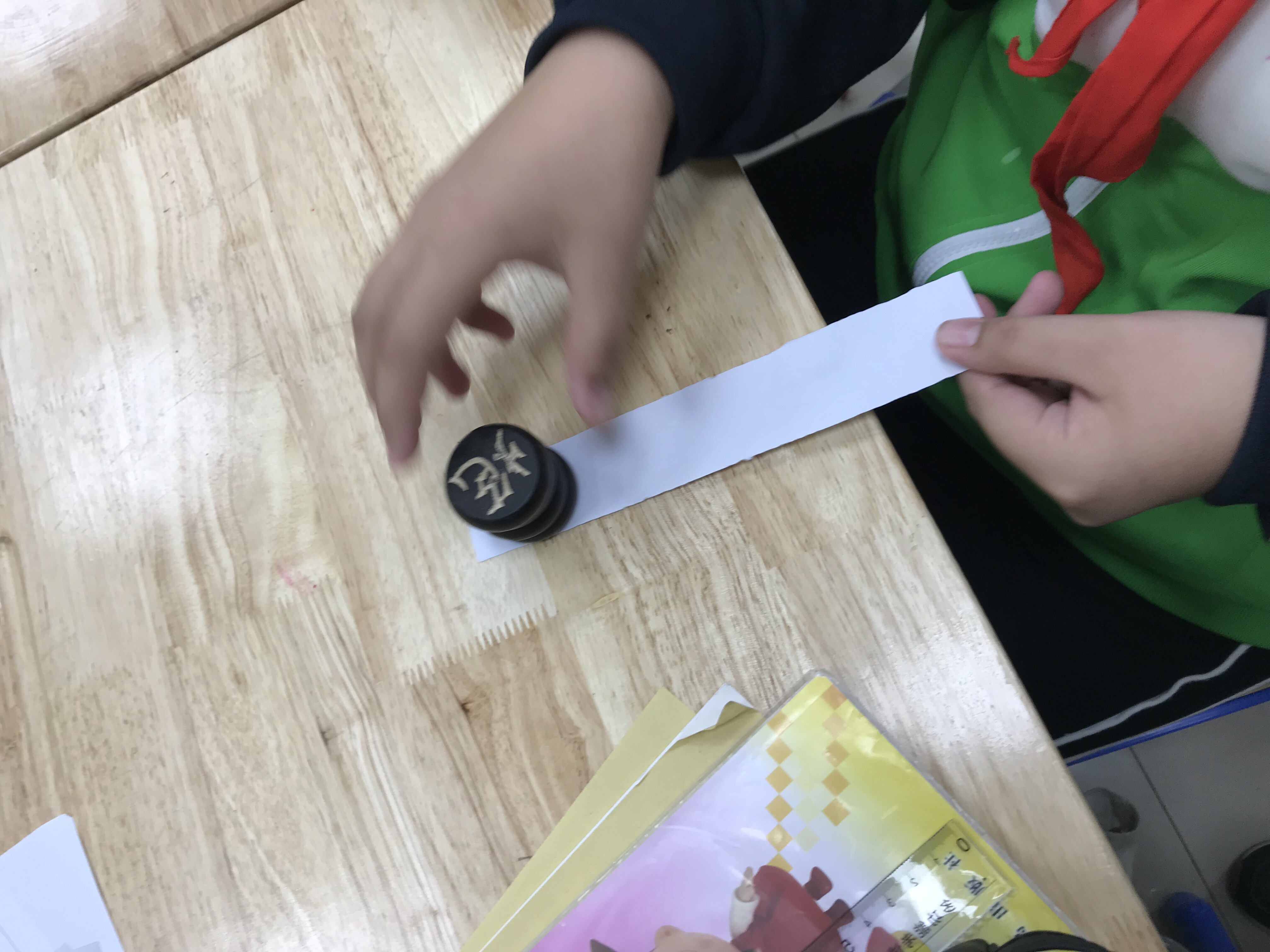 質點組牛頓第二定律內容_牛頓第一定律內容理解_牛頓第一定律內容公式