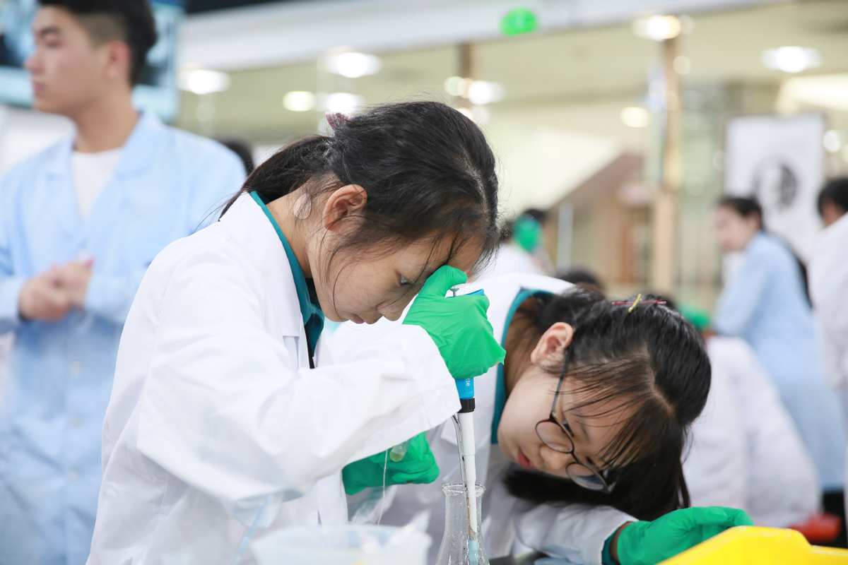 焦耳定律實(shí)驗(yàn)教學(xué)設(shè)計(jì)_焦耳定律實(shí)驗(yàn)表格_焦耳定律實(shí)驗(yàn)報(bào)告