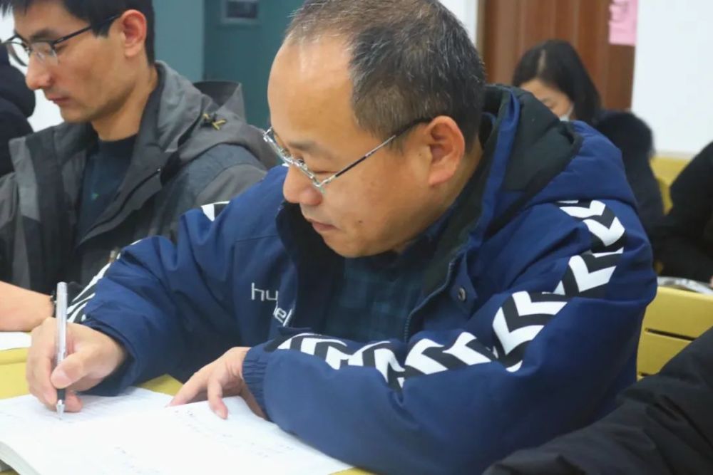 物理生活中的透鏡_物理生活中的透鏡光路圖_八年級(jí)物理生活中的透鏡