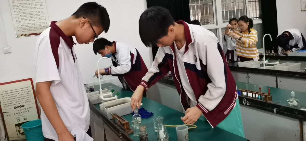 初中物理實驗改進不足_初中物理實驗教具改進_初中物理改進課本實驗