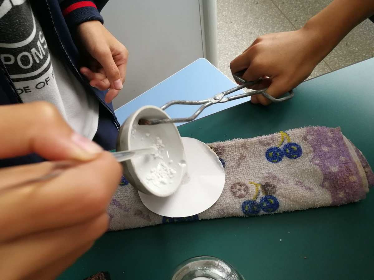 雞蛋鹽水浮力實驗_鹽水雞蛋浮起實驗_物理實驗鹽水浮雞蛋