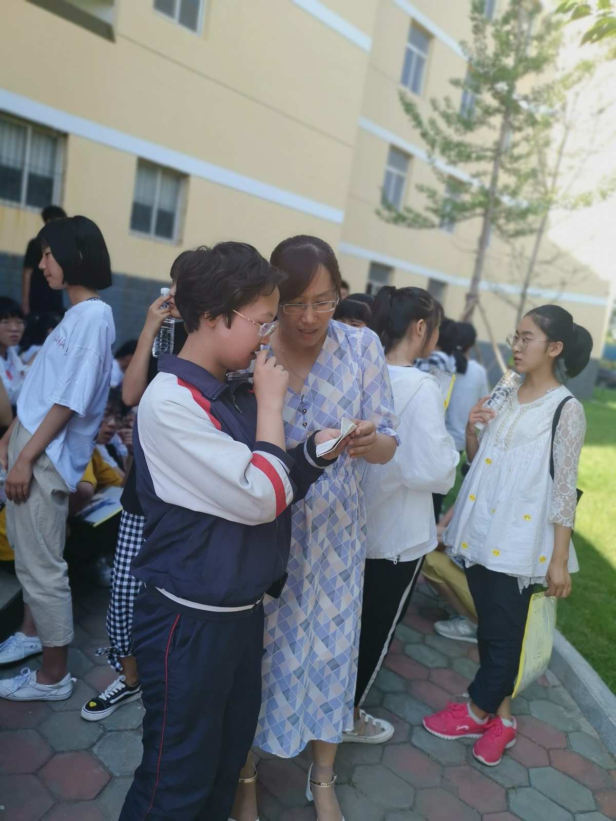 煙臺二中南校物理實驗老師_煙臺二中物理老師名單_煙臺二中南校副校長
