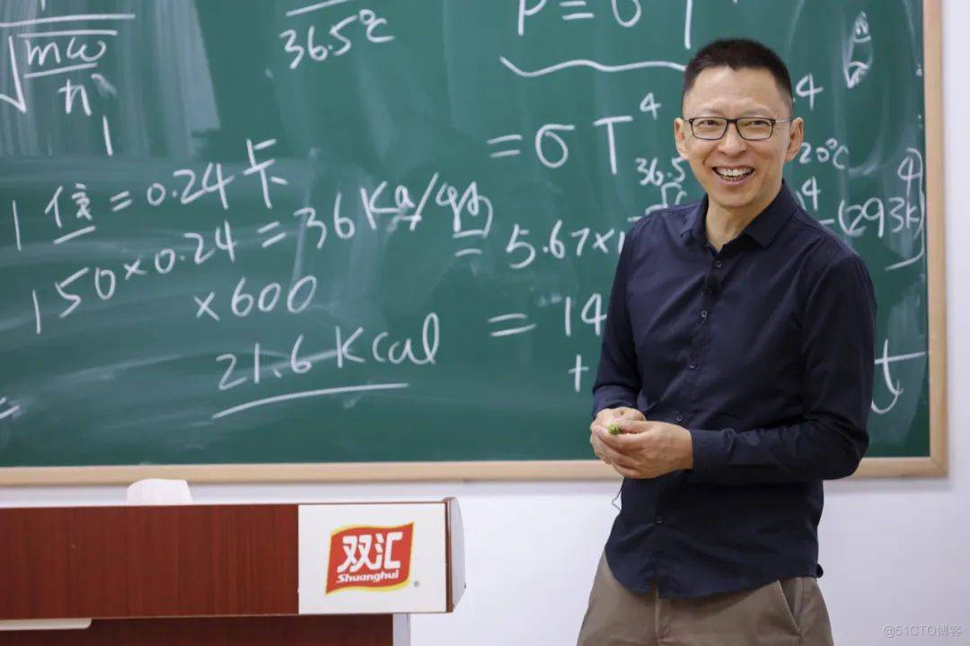 張朝陽為什么不繼續物理_張朝陽物理_張朝陽的物理課專業出圈