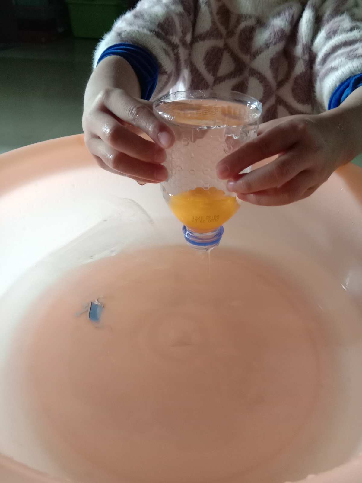 證明大氣壓強的實驗_證明大氣壓強的實驗報告_證明大氣壓強數值的實驗是什么