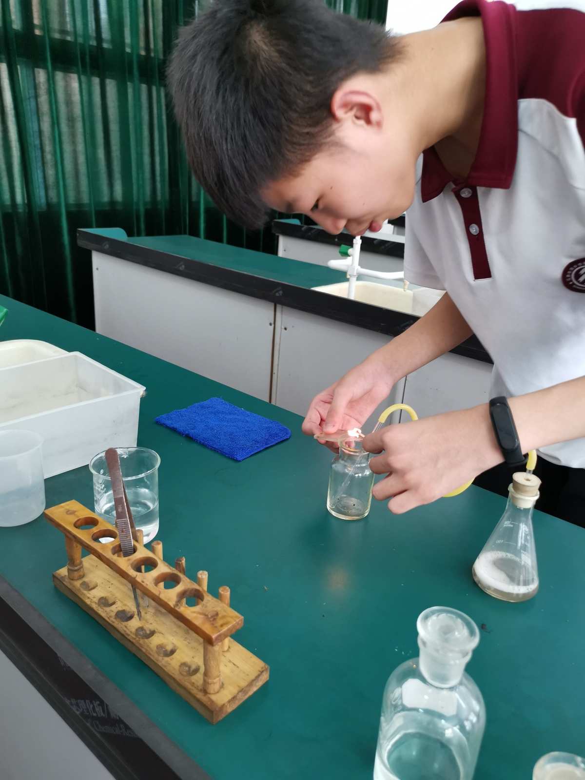 初中年級(jí)物理實(shí)驗(yàn)教學(xué)計(jì)劃_物理實(shí)驗(yàn)教學(xué)工作計(jì)劃_八年級(jí)物理實(shí)驗(yàn)教學(xué)計(jì)劃