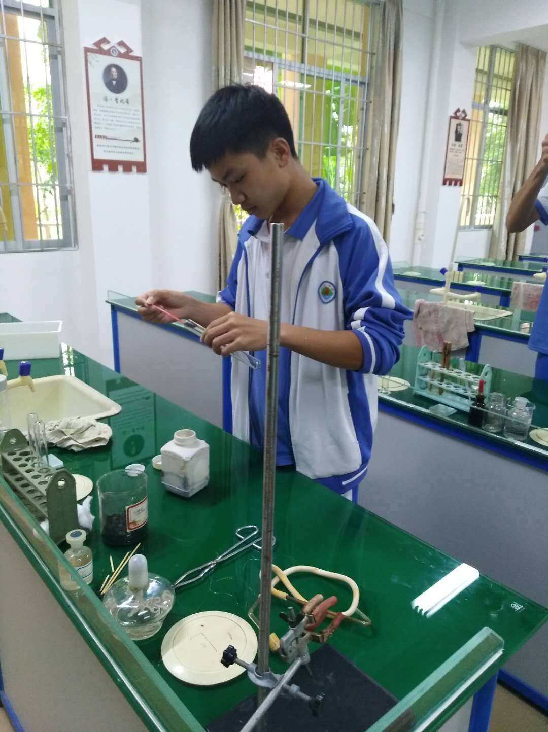 物理高中實驗題_高中階段物理實驗_高中物理實驗復習