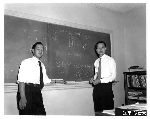 楊振寧物理學家合照c位_物理學家楊振寧_楊振寧物理家學家簡介