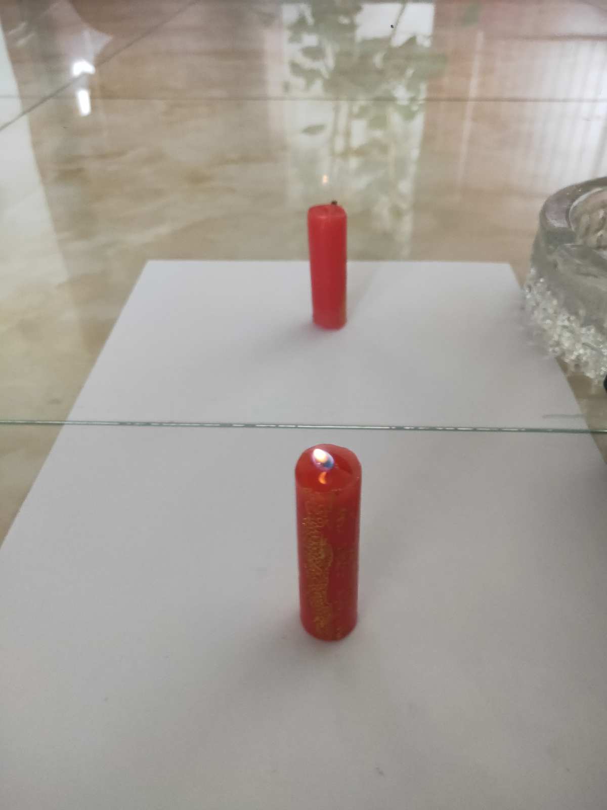 平面鏡成像的教學(xué)設(shè)計(jì)_平面鏡成像教學(xué)詳案_平面鏡成像教學(xué)內(nèi)容分析