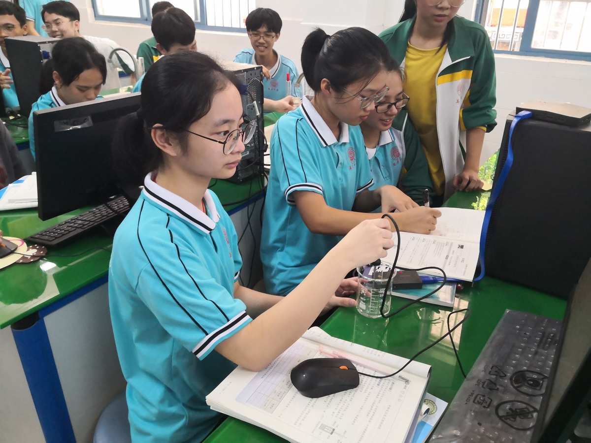 初二物理實驗探究題_初二探究物理題實驗有哪些_初二探究物理題實驗怎么做