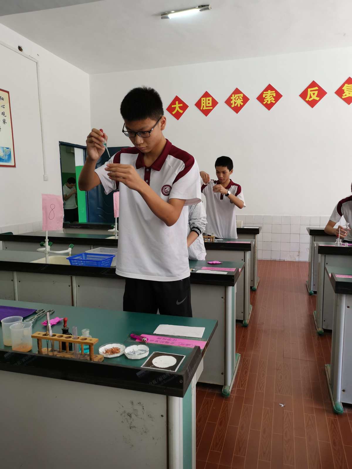 初中物理實驗教學總結_九年級物理實驗教學總結_物理實驗教學內容