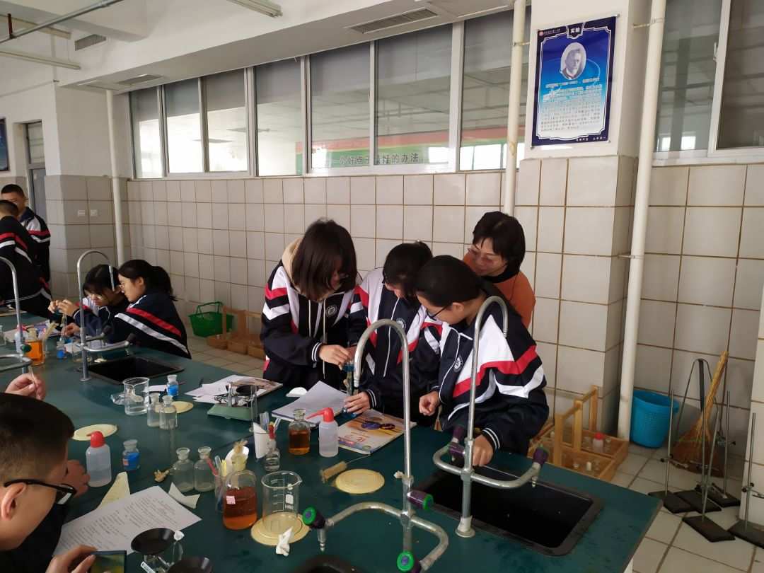 儀器物理常用實驗大學有哪些_大學物理實驗常用儀器_大學物理實驗常用儀器的使用