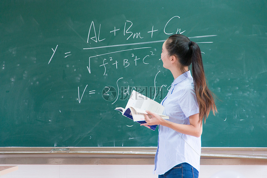 初中物理新課標培訓心得體會_2024初中物理新課標解讀心得體會_初中物理新課標解讀ppt