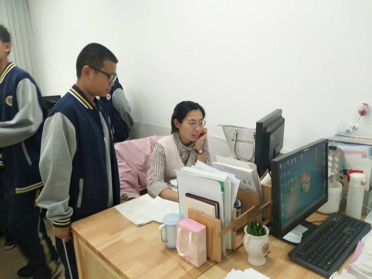 高中物理摩擦力講課_摩擦力高中物理ppt_高中物理摩擦力優質課視頻
