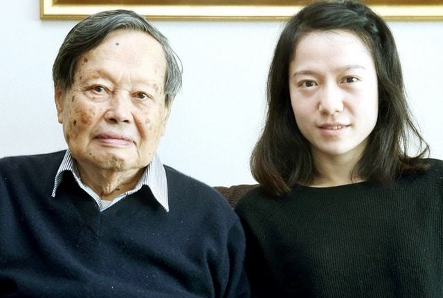 物理學家爺孫戀