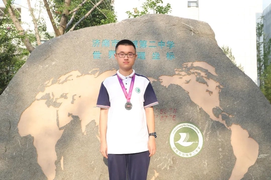 物理競賽金牌圖片