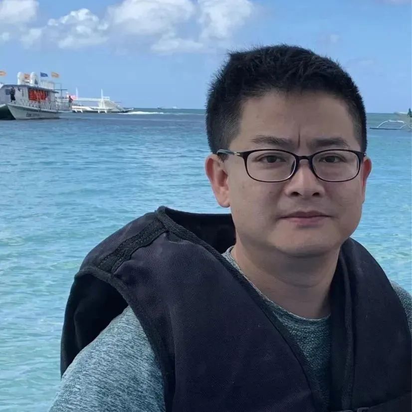 高中物理老師簡介