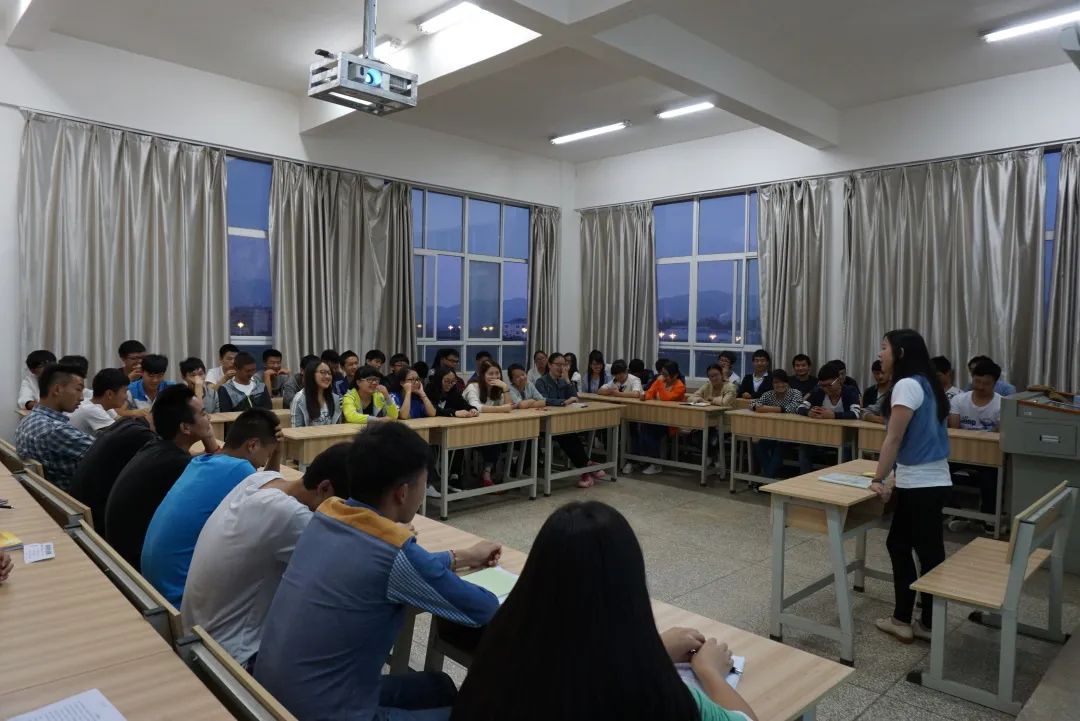 高中物理老師專業(yè)