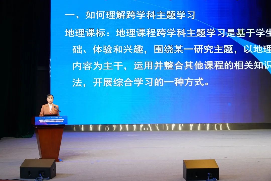 高中物理導(dǎo)入情景課題申報(bào)