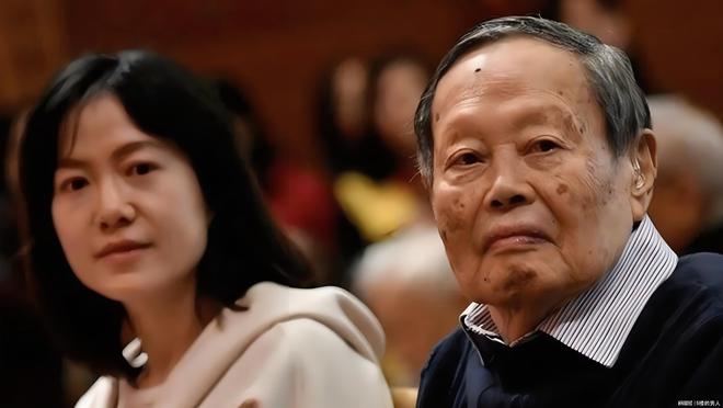 當今偉大物理學家
