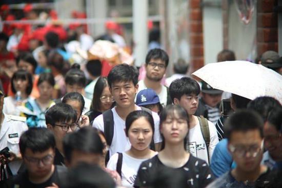 高中物理地理哪個重要