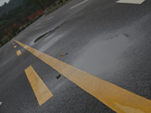 試了才知道(2)！濕地與干地剎車距離差異
