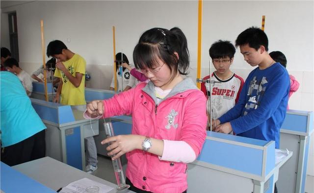 初中物理實驗：探析托盤天平在使用過程中的若干問題