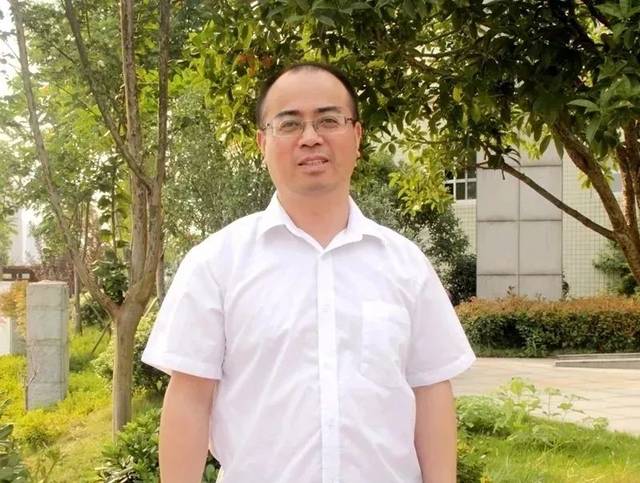 南雅高中物理老師