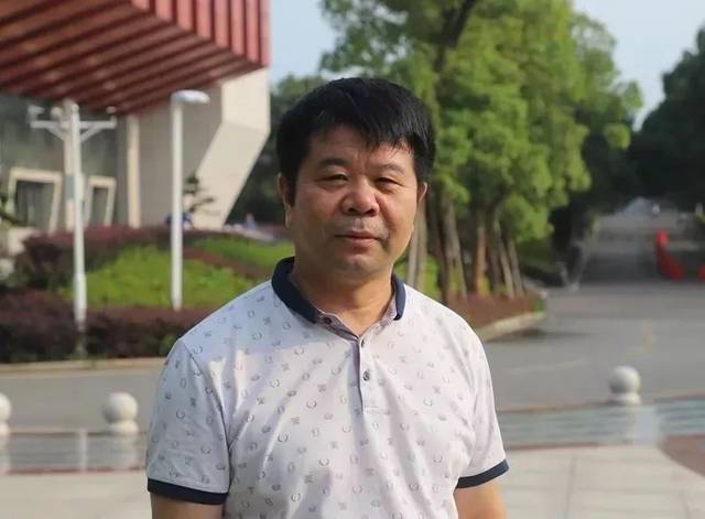 南雅高中物理老師
