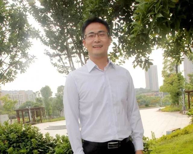 南雅高中物理老師