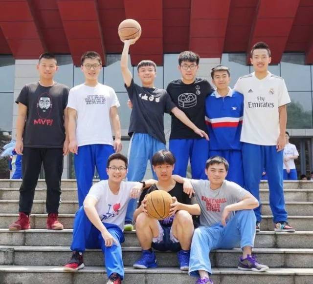 南雅高中物理老師