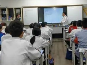 高中物理課堂教學論文