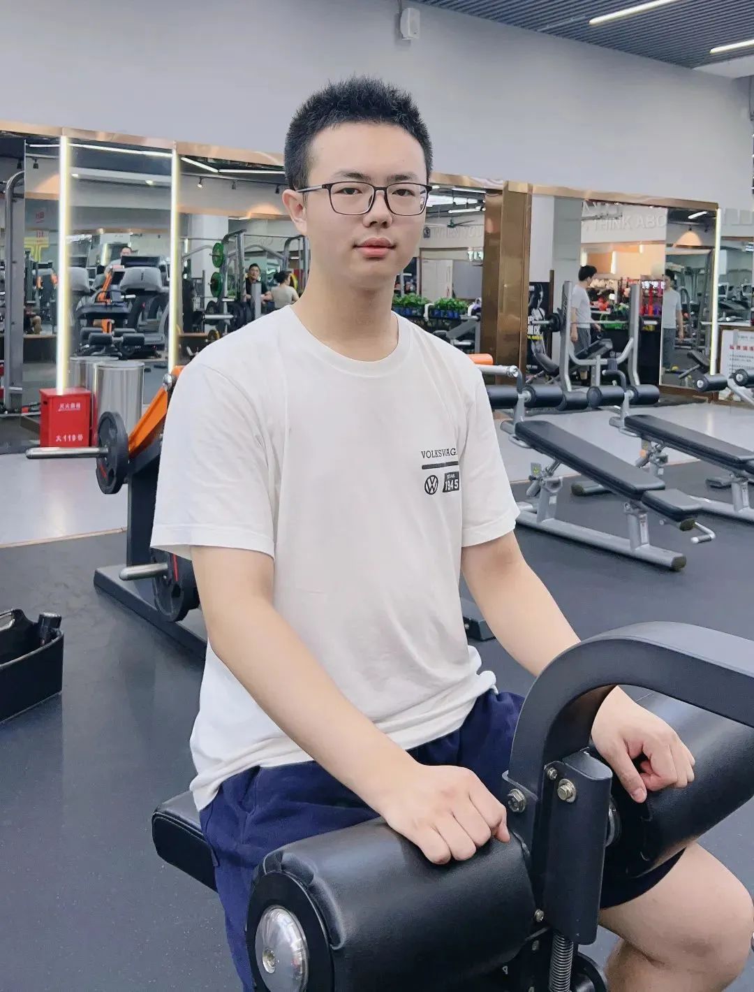 梁豐初中物理老師