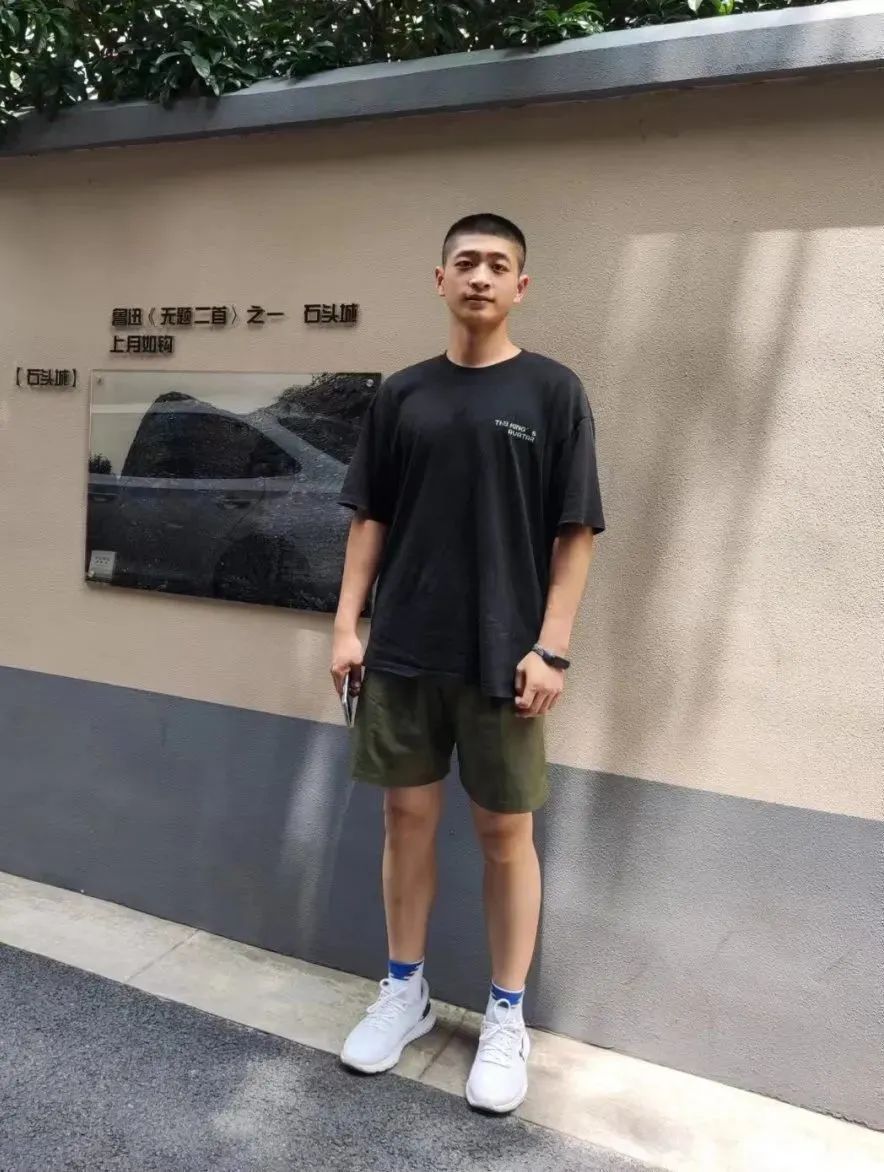 梁豐初中物理老師