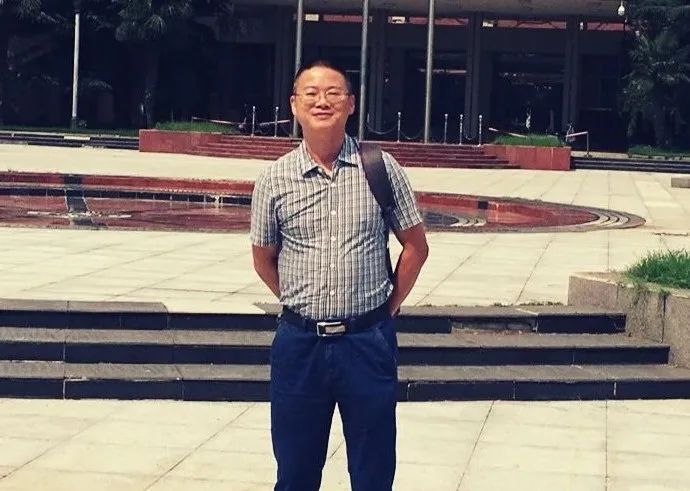 梁豐初中物理老師