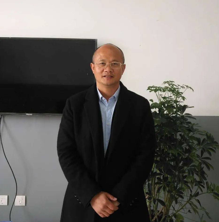 梁豐初中物理老師