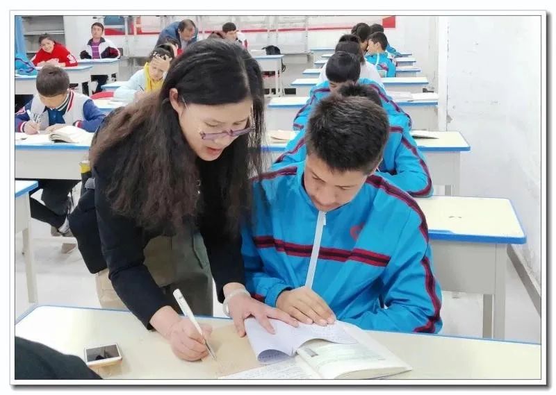 梁豐初中物理老師