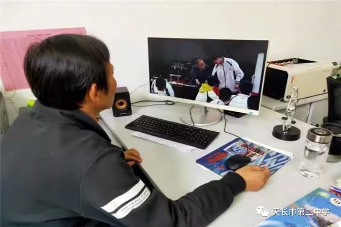 找馬鞍山高中物理老師
