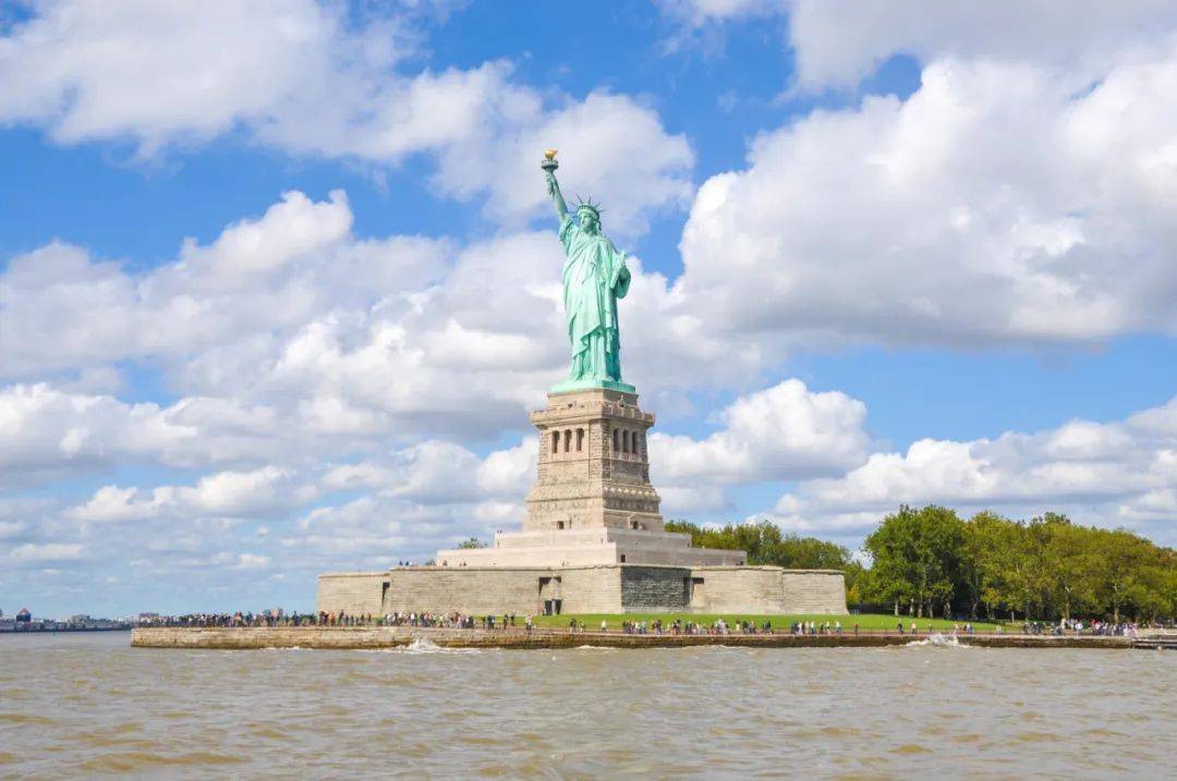 移民圈新鮮事：劉本良博士因超級電池求職綜藝走紅，你知道嗎？