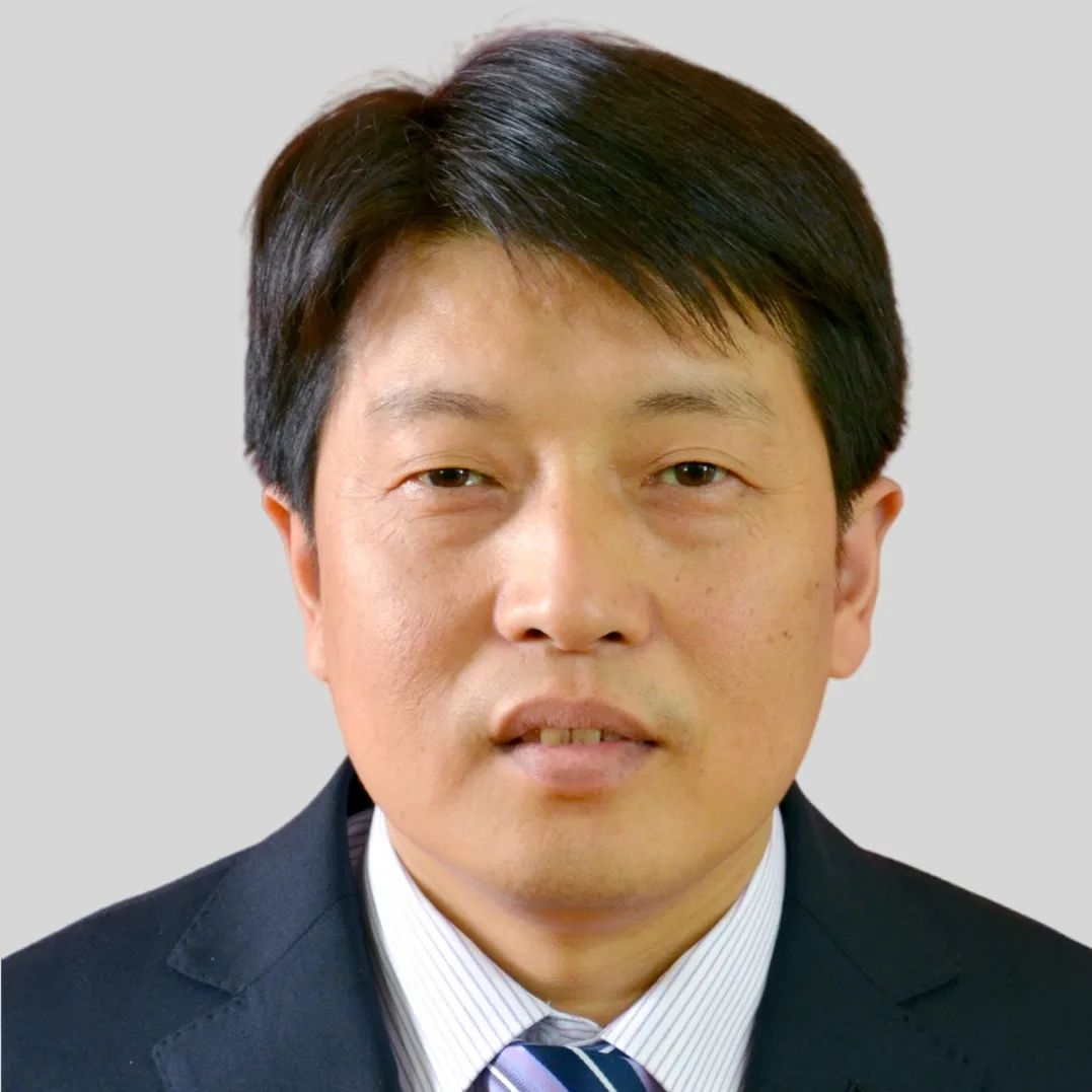 三峽藝術高中物理