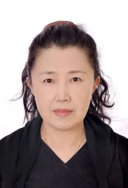 三峽藝術高中物理