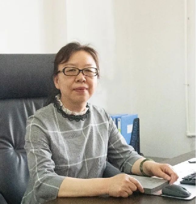 三峽藝術高中物理